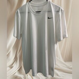 Nike Dri-Fit Men’s Fitness TShirt M in White